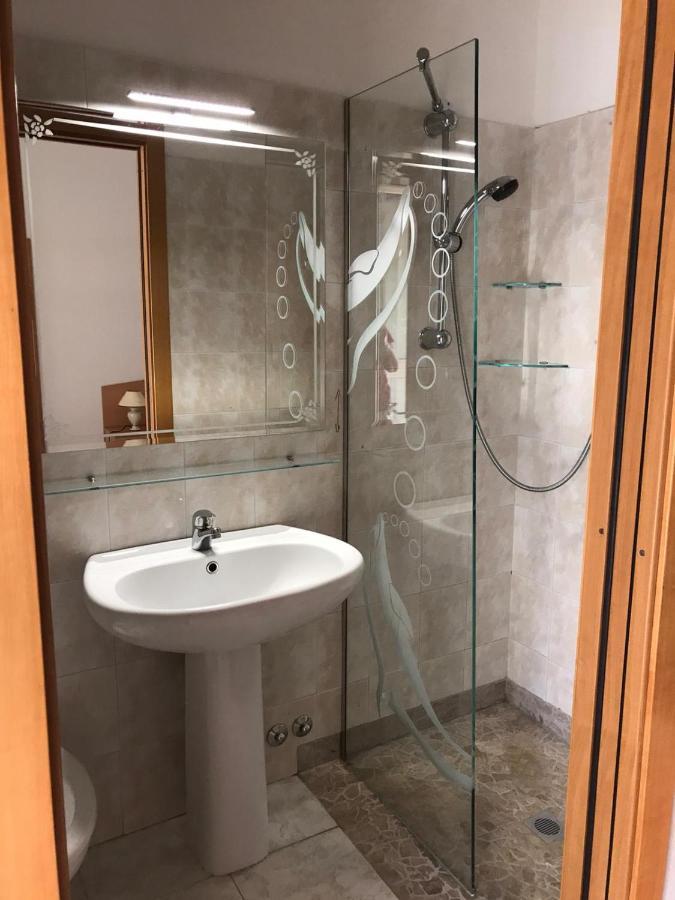 Villa Monica Appartamenti 비에스테 외부 사진