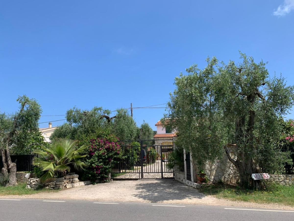 Villa Monica Appartamenti 비에스테 외부 사진