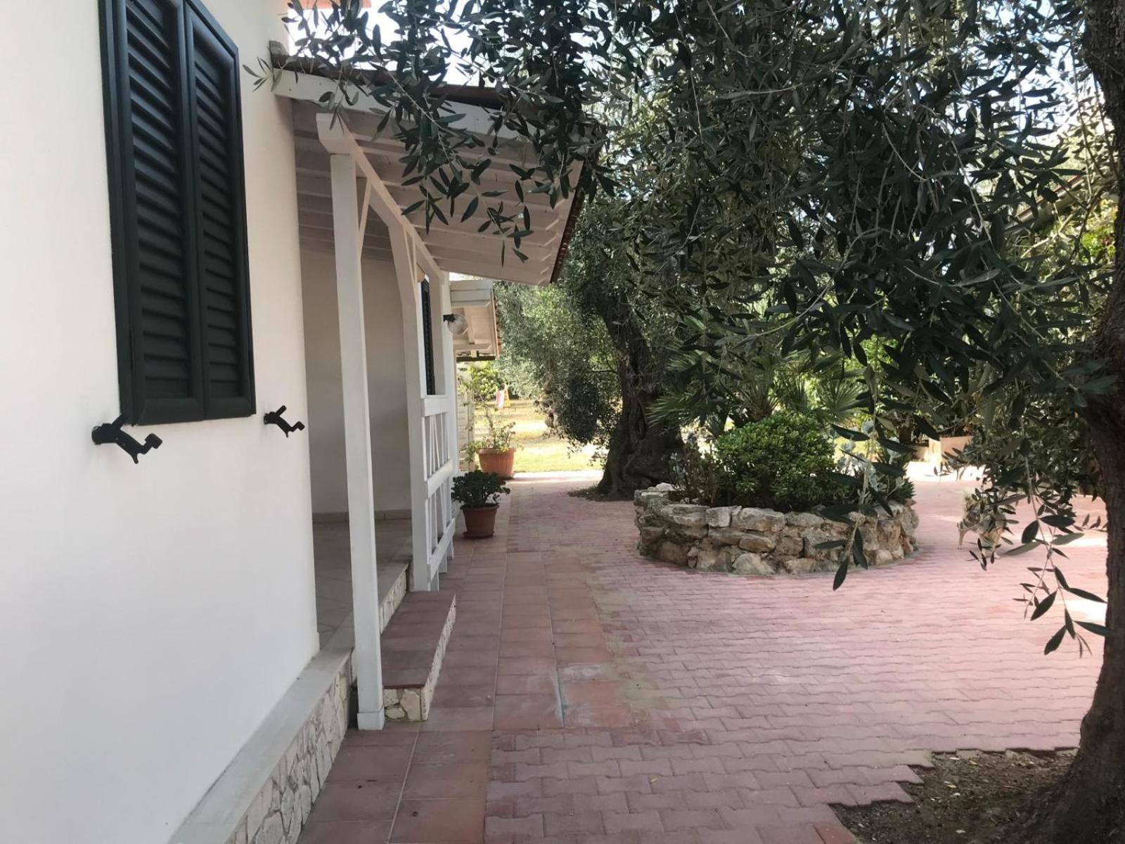 Villa Monica Appartamenti 비에스테 외부 사진