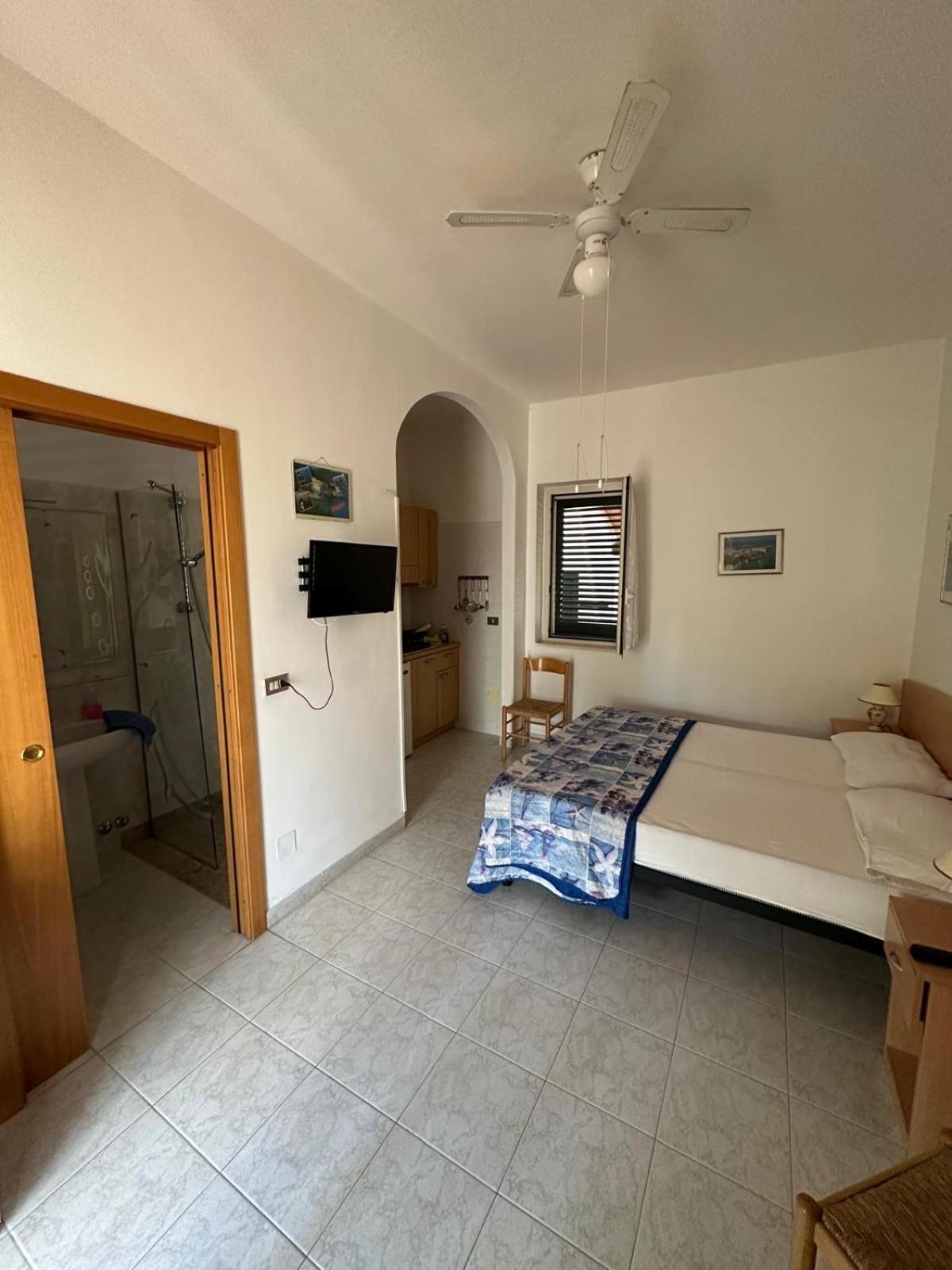 Villa Monica Appartamenti 비에스테 외부 사진